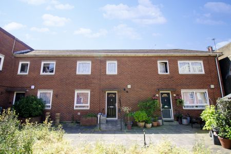 Rothbury Cottages, SE10, London - Photo 5