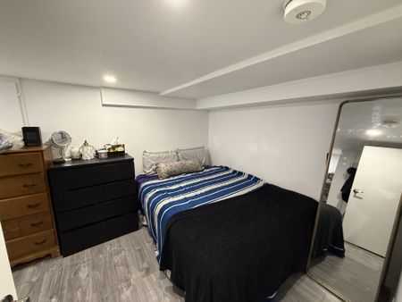 For Lease - 23 Burnfield (Lower) Avenue, Toronto, Ontario - Photo 3