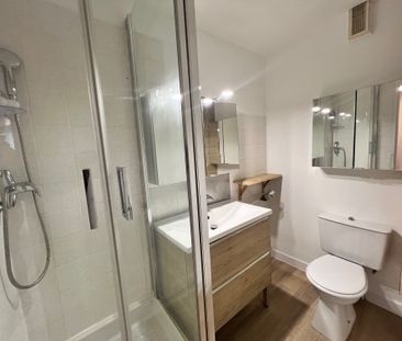 Location Appartement 2 pièces 42m² GIERES 38610 - Photo 2