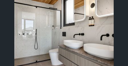 Elegant Coastal Living – Architecturally Designed 4-Bedroom Townhouse in Bonbeach - Photo 3