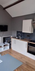 1 bedroom private hall to rent - Photo 3