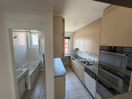 Charmante Wohnung an zentraler Lage mit Cheminée! - Photo 4