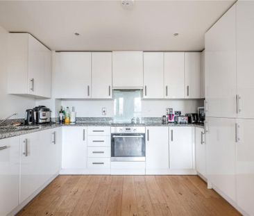 1 Bed Flat, Fulneck Pl, E1 - Photo 3