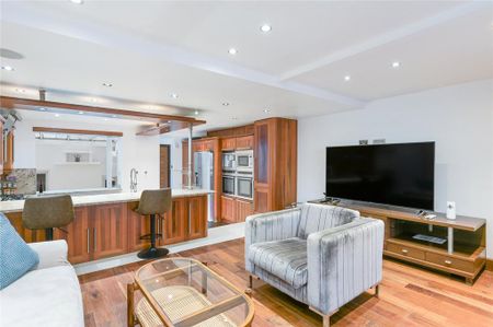 4 bedroom terraced house to rent - Photo 4