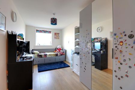 2 bedroom ground floor flat to rent - Photo 3