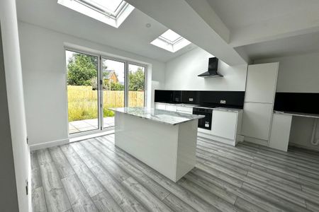 Atherton Drive, WIRRAL - Photo 4