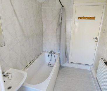 2 bedroom house to rent Victoria Street, Mansfield, Nottinghamshire... - Photo 3