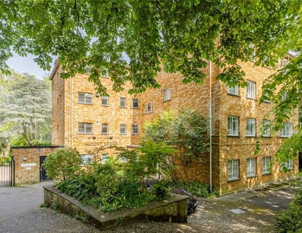 Spacious Four Bedroom Flat with Large Lounge & Communal Gardens - Photo 1