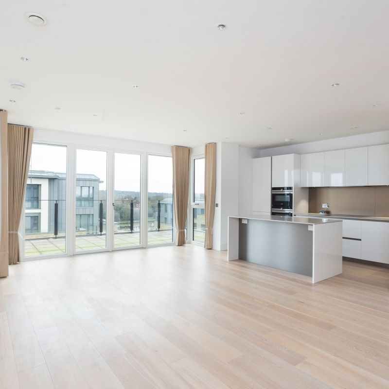 3 bedroom flat to rent - Photo 1