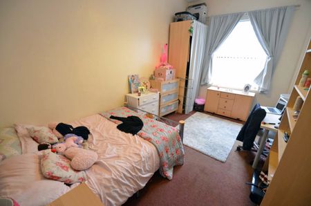 9 Bed - 42 Hanover Square, Leeds - LS3 1BQ - Student - Photo 4