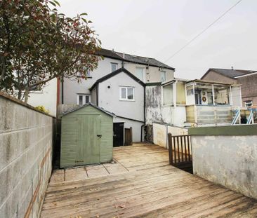 3 bedroom terraced house to rent - Photo 6