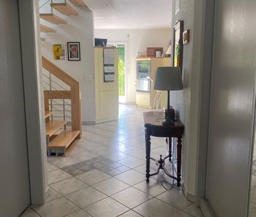 Villa de 7,5 Pièces dans un quartier résidentiel - Photo 4