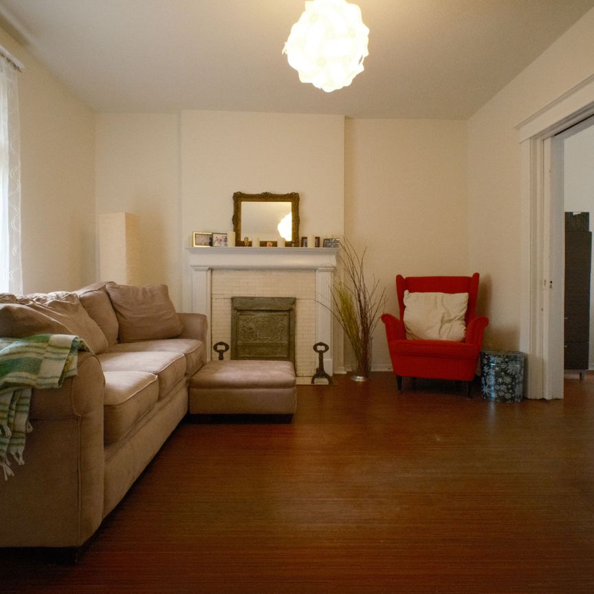 For Lease - 13 Yarmouth Gardens, Toronto, Ontario - Photo 1