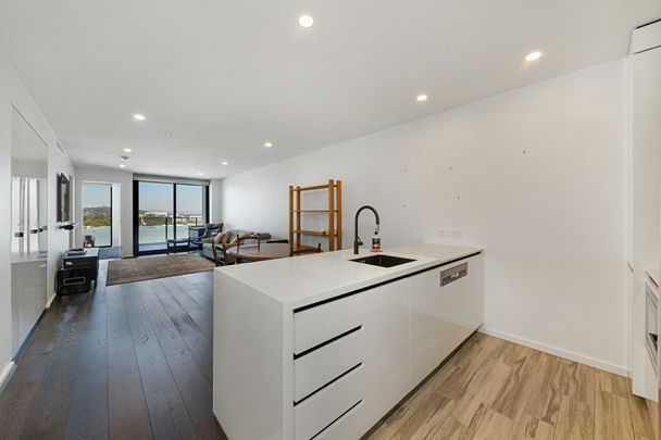 Furnished Two Bedroom Apartment - Photo 1