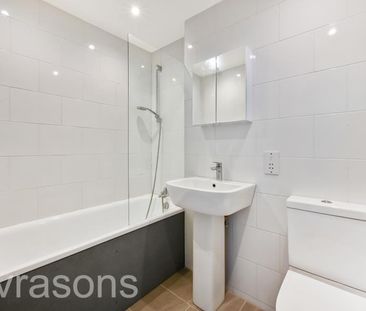 4 bedroom apartment to rent - Photo 4