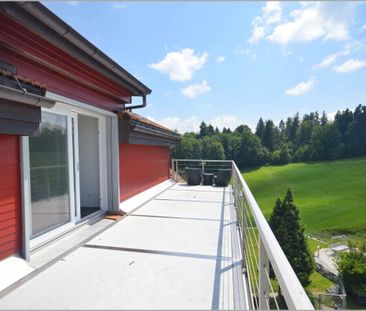 Modern attic maisonette with fantastic views! - Photo 1