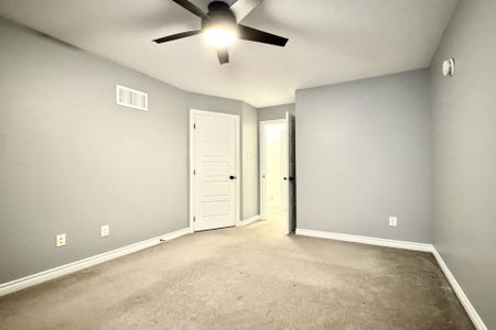 For Lease - 422 Coldwater Crescent, Kanata, Ontario - Photo 4