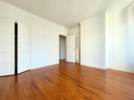 T5 - RUE DE LYON - 102.95 m² - Photo 2