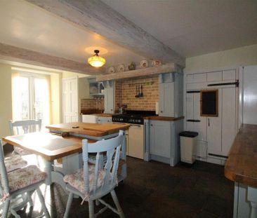 2 bedroom cottage to rent - Photo 2