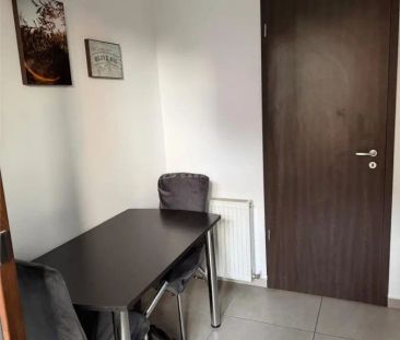 Garsoniera la prima inchiriere-Coralului-Mobilata modern-Parcare - Photo 2