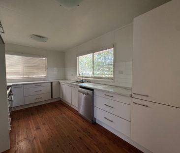 3 Bedroom Home for the Entertainer - Photo 4
