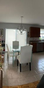 4 1/2 maison haut de duplex - Photo 3