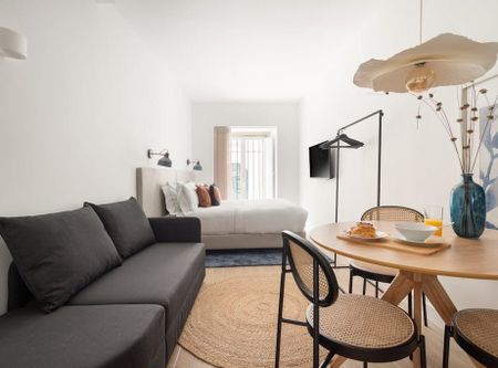 Travessa Convento das Bernardas, Lisbon, Lisbon 1200-638 - Photo 3