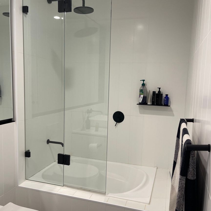 Summer Hill - Photo 1