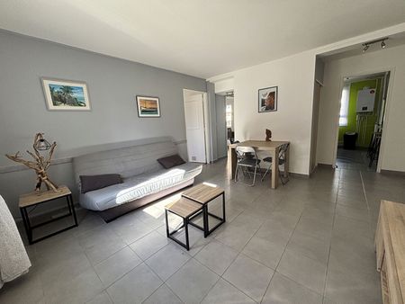 Location Appartement 3 pièces 58m² - Photo 2
