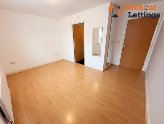 Edward Vinson Drive, Faversham - Photo 1