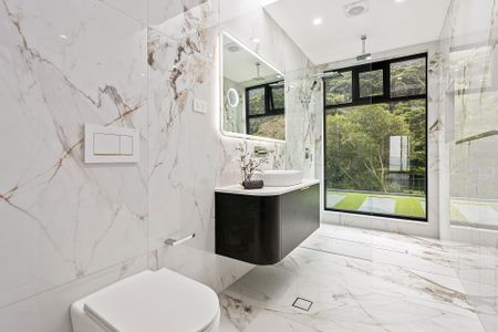 Stunning 4 Bedroom Townhouse in Scarborough - Photo 5