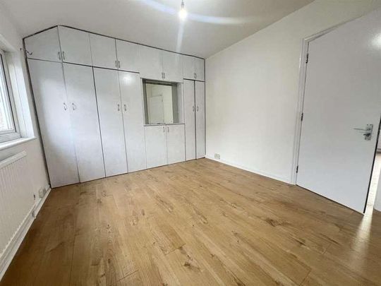 Leighton Road, Enfield, EN1 - Photo 1