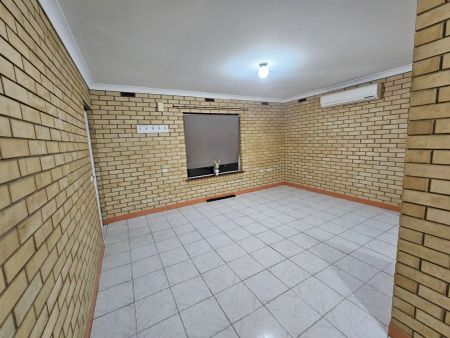 “Neat and tidy 3 bedroom home” - Photo 5