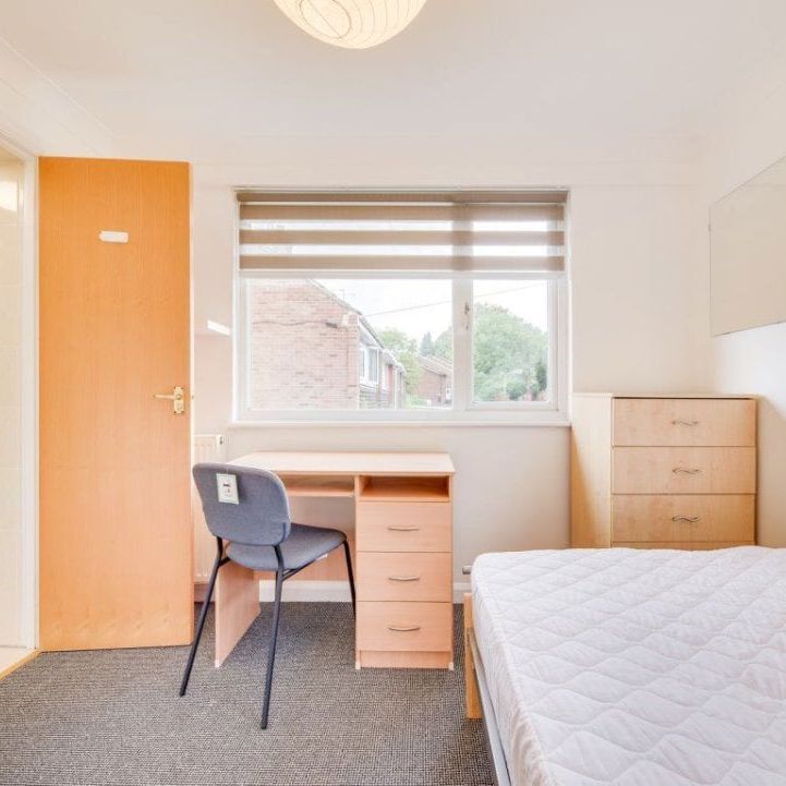 £769 p/w (£3,332 pcm) - Photo 1