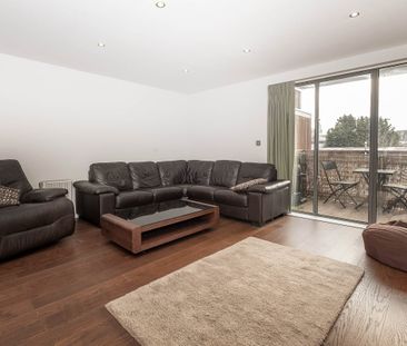 2 bedroom apartment to rent - Photo 2