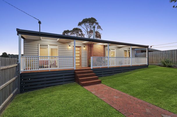 33 Fleur Avenue, Tootgarook - Photo 1