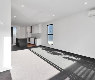Island Bay Living - Photo 2