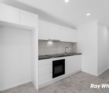 Near New Two Bedroom Granny Flat - Photo 2