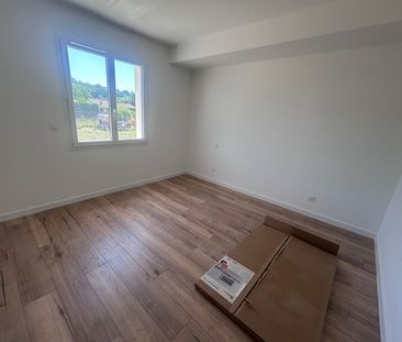 Location Maison 4 pièces 100m² - Photo 6