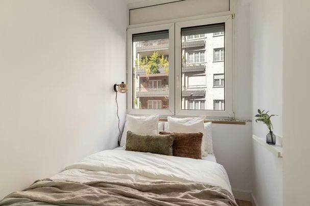 Carrer de Balmes, Barcelona, Catalonia 08006 - Photo 1