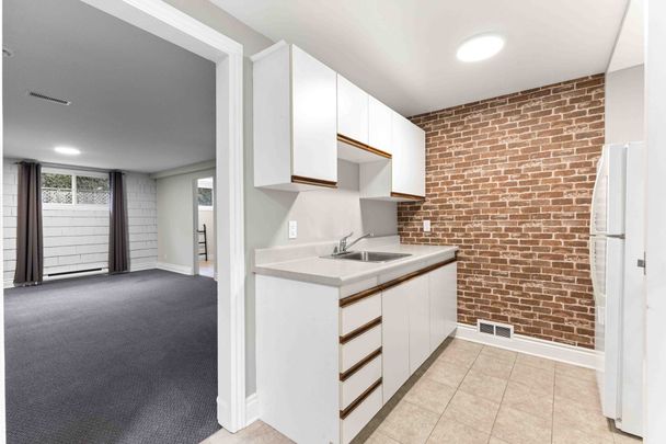 For Lease - 1320 St Jean Street Unit# B, Orleans - Convent Glen and Area, Ontario - Photo 1