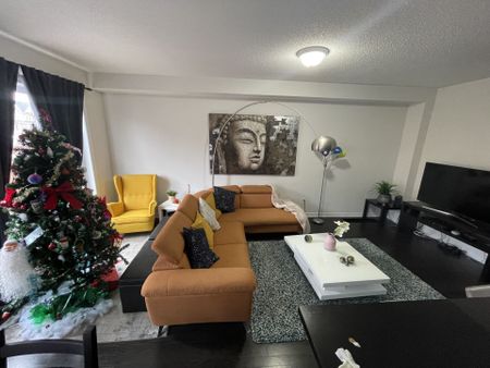 For Lease - 122 Kempenfelt Trail, Brampton, Ontario - Photo 5