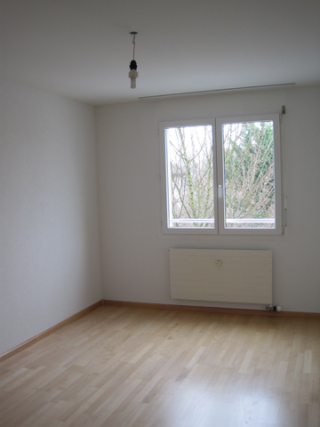 Grosszügige 3.5-Zimmer-Wohnung in Familienfreundlicher Umgebung! - Photo 3