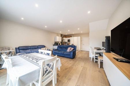 5 bedroom terraced house to rent - Photo 2