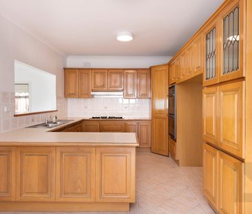 Beautiful Family Home in Yarraville Village - Photo 6