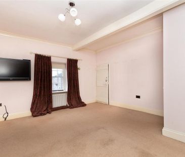 5 bedroom detached house to rent - Photo 6