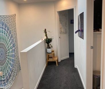 Near new 3 Bedroom house!! - Photo 6