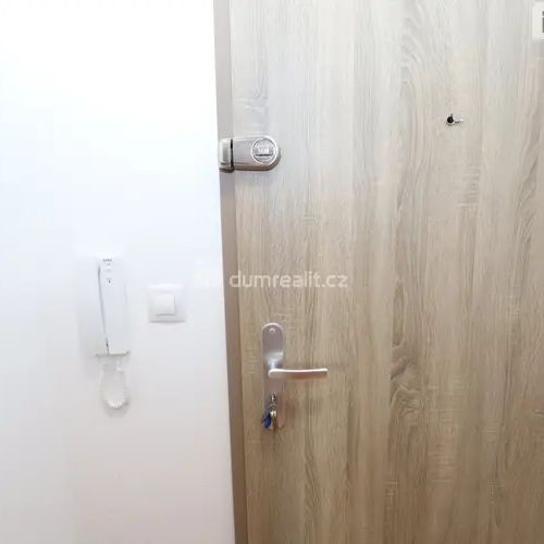 Krásný byt 1+1 ve třetím patře novostavby v Mariánských Lázních - Photo 1