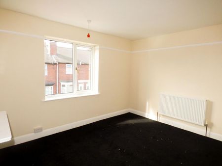 2 bedroom terraced house to rent - Photo 3