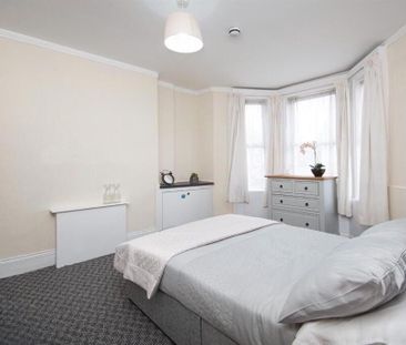 Room 1, 96 Cromwell Road, Belfast, JY - Photo 2